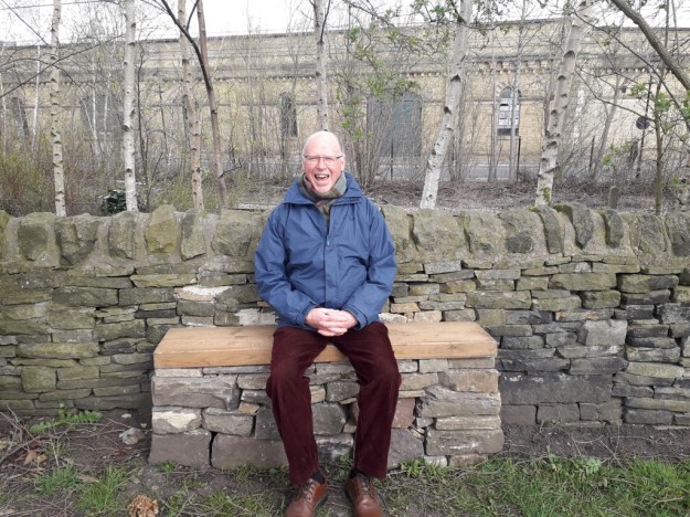 thumbnail_Caroline Street Bench